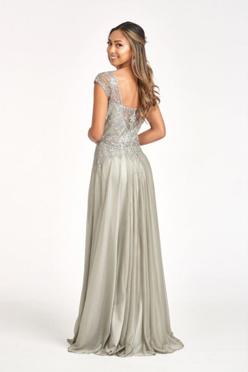 Elegant Lace & Chiffon A-Line Gown Sheer Cap Sleeve Crew Neck Beaded Embroidery Mother of the Bride & Evening Dress