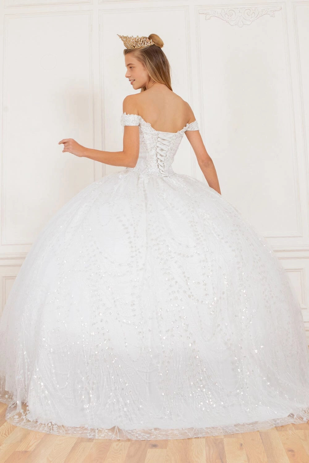 Regal Ball Gown Off‑Shoulder Short Sleeve Lace‑Up Back Sweep Train Quinceanera Dress