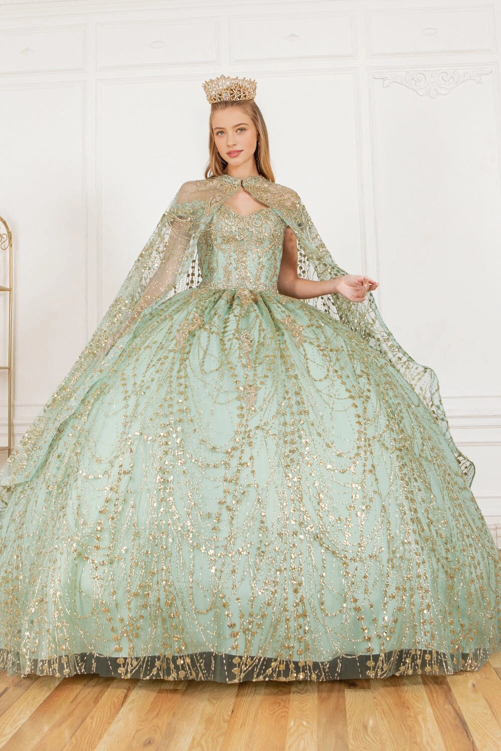 Regal Ball Gown Off‑Shoulder Short Sleeve Lace‑Up Back Sweep Train Quinceanera Dress