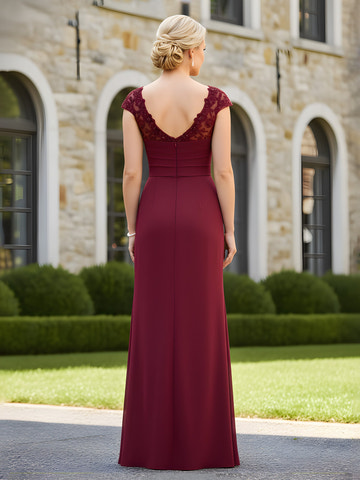 Elegant Burgundy Lace Applique Mother of the Bride Dress - Square Neck Sheath Formal Gown with Ruffle Side