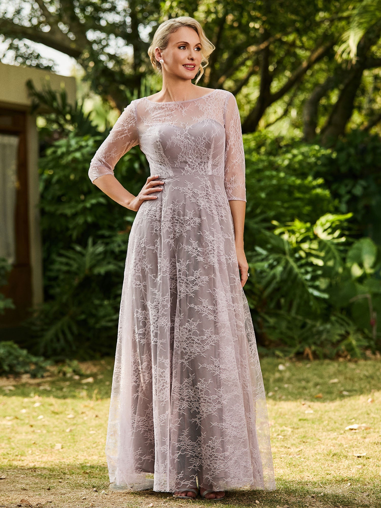 Elegant Dusty Lilac Lace Mother of the Bride Dress - 3/4 Sleeve A-Line Formal Evening Gown