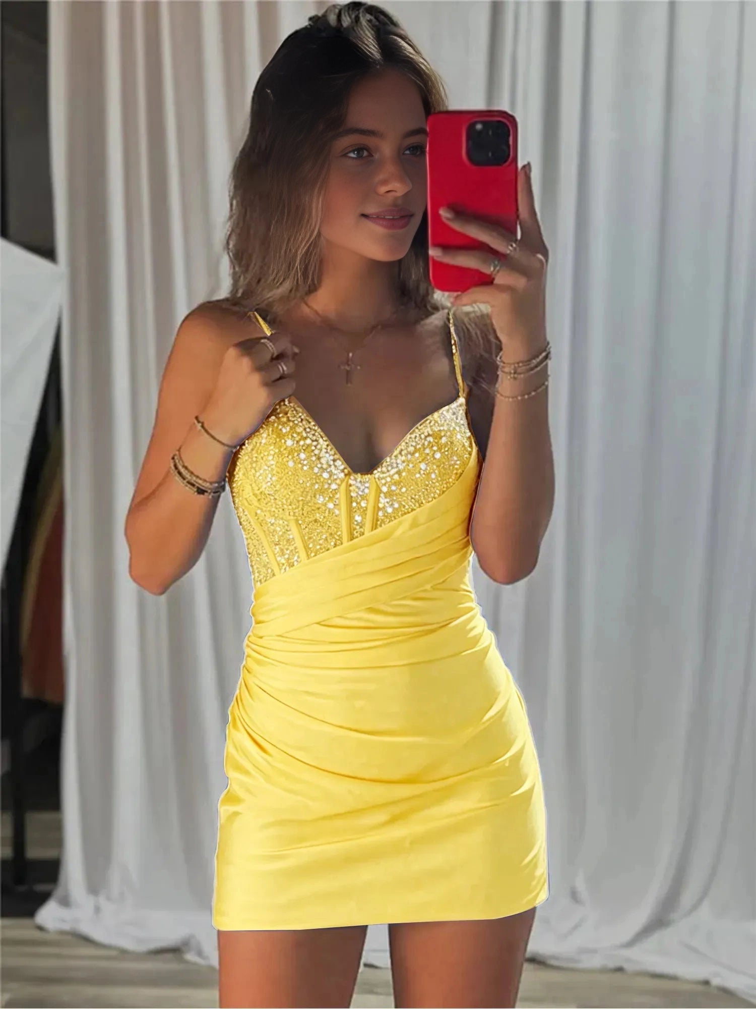 Glamorous Sheath V‑Neck Spaghetti Strap Ruched‑Back Short Homecoming Dress 