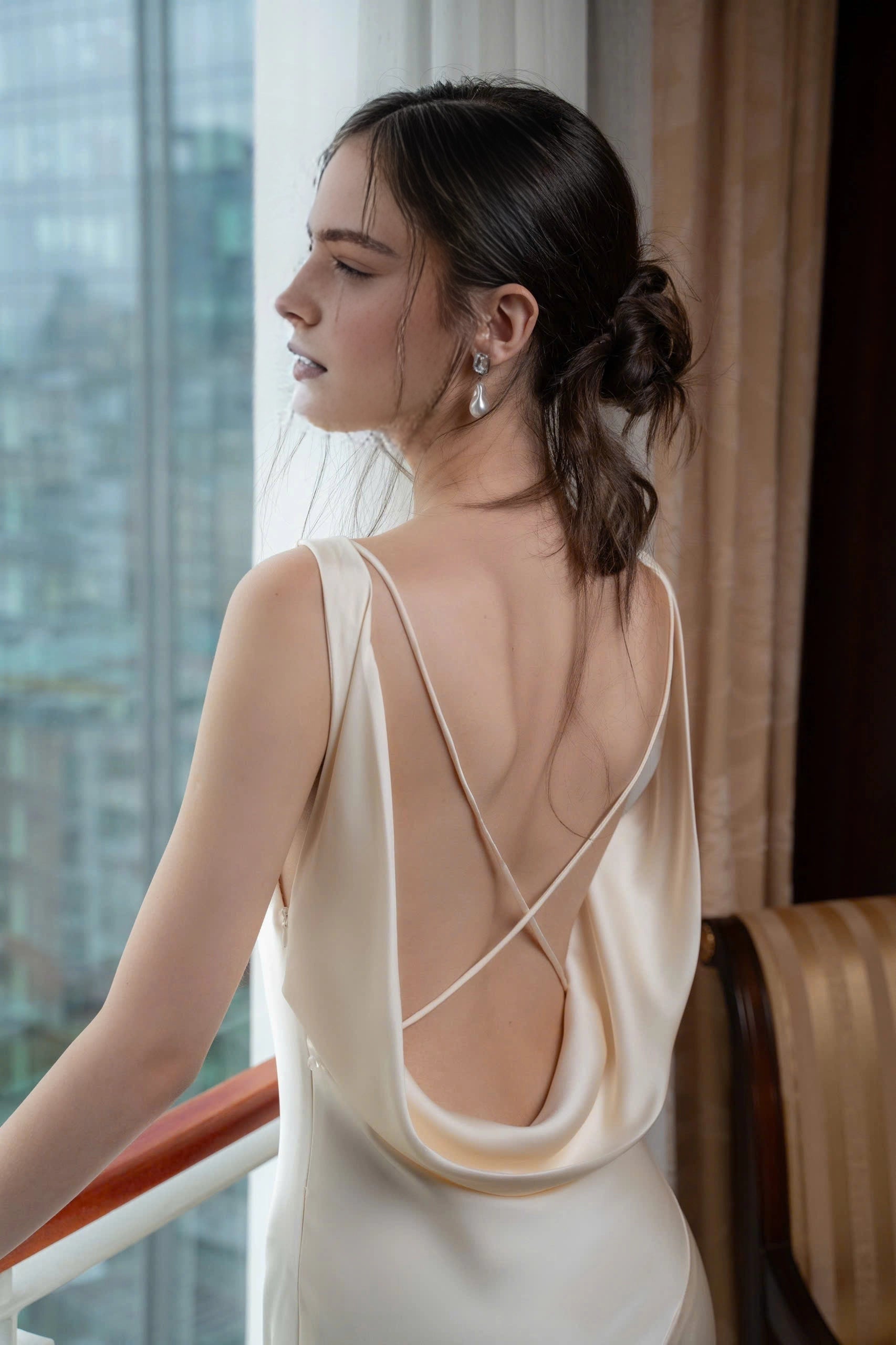 Vedress criss‑cross draped open‑back satin prom dress back close‑up detail
