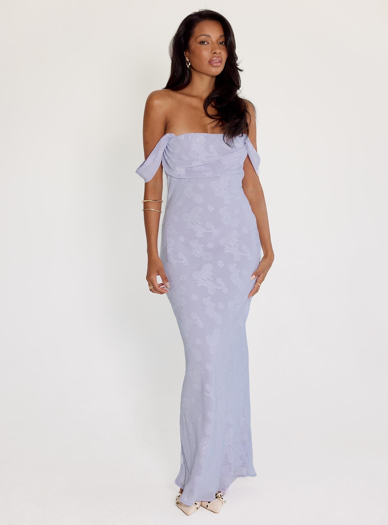 Elegant Red Off Shoulder Satin Maxi Dress – Formal Evening Gown for Weddings, Prom & Special Occasions