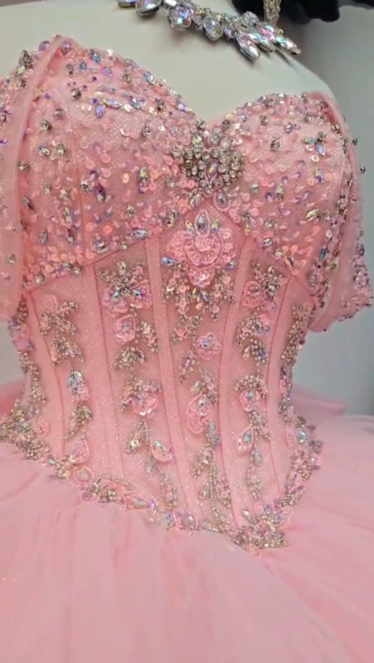 Fairy‑tale Ball Gown Sweetheart Off‑Shoulder Corset Back Chapel Train Quinceanera Dress