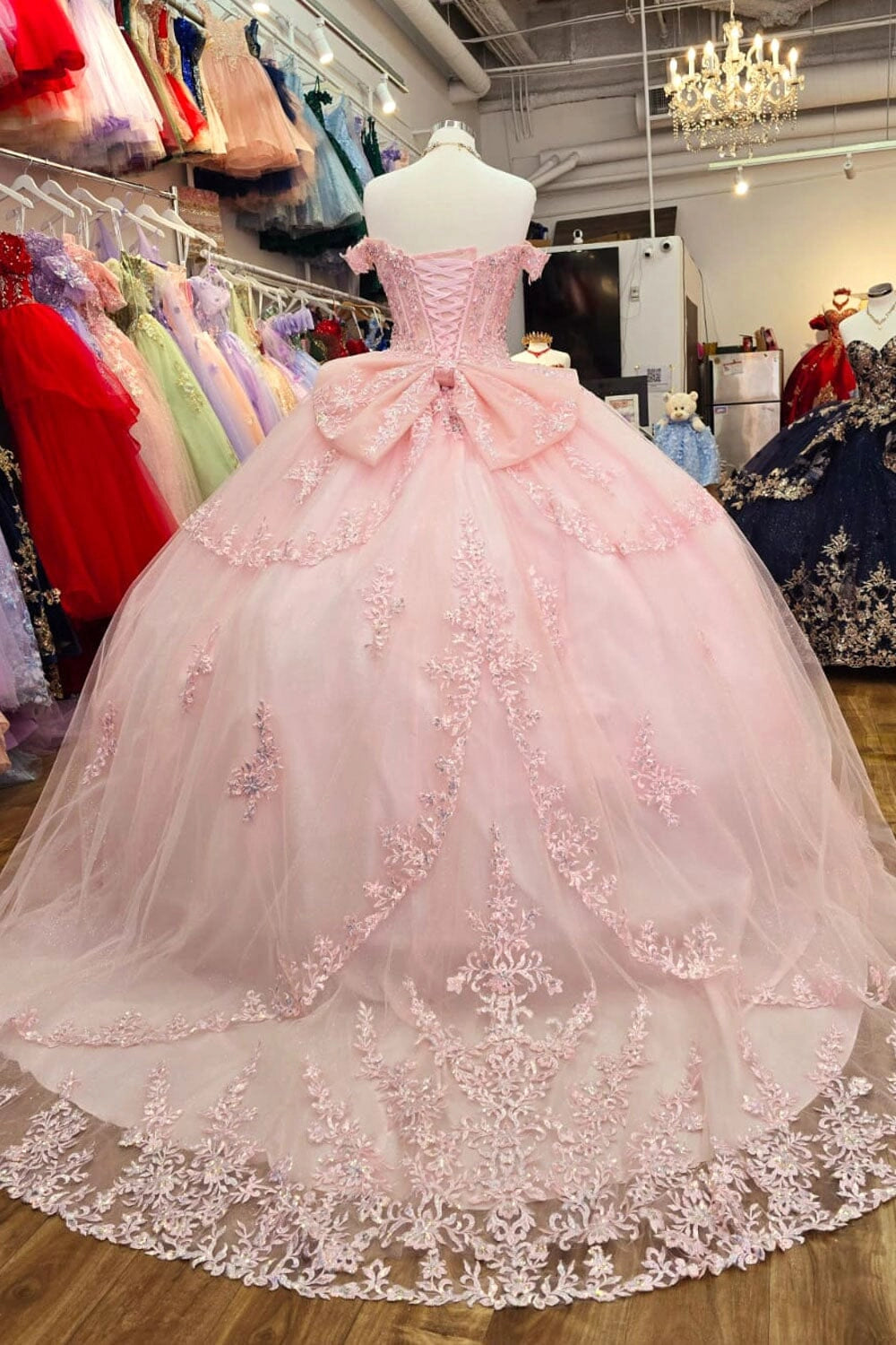 Elegant Ball Gown Sweetheart Off‑Shoulder Corset Back Court Train Quinceanera Dress