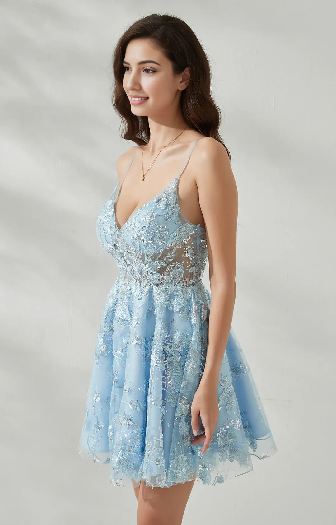 Charming A Line Spaghetti Strap Tulle Mini Lace Homecoming Dress