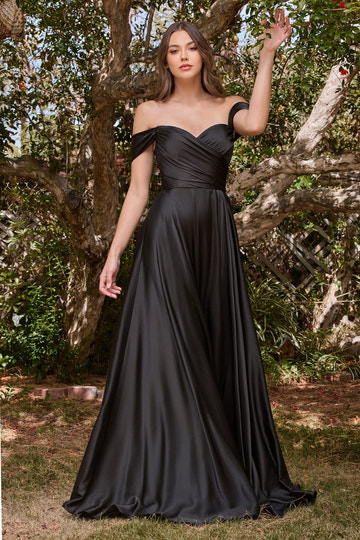 Vestido de fiesta de satén con escote corazón sin hombros y cintura fruncida, ideal para bodas y bailes de graduación