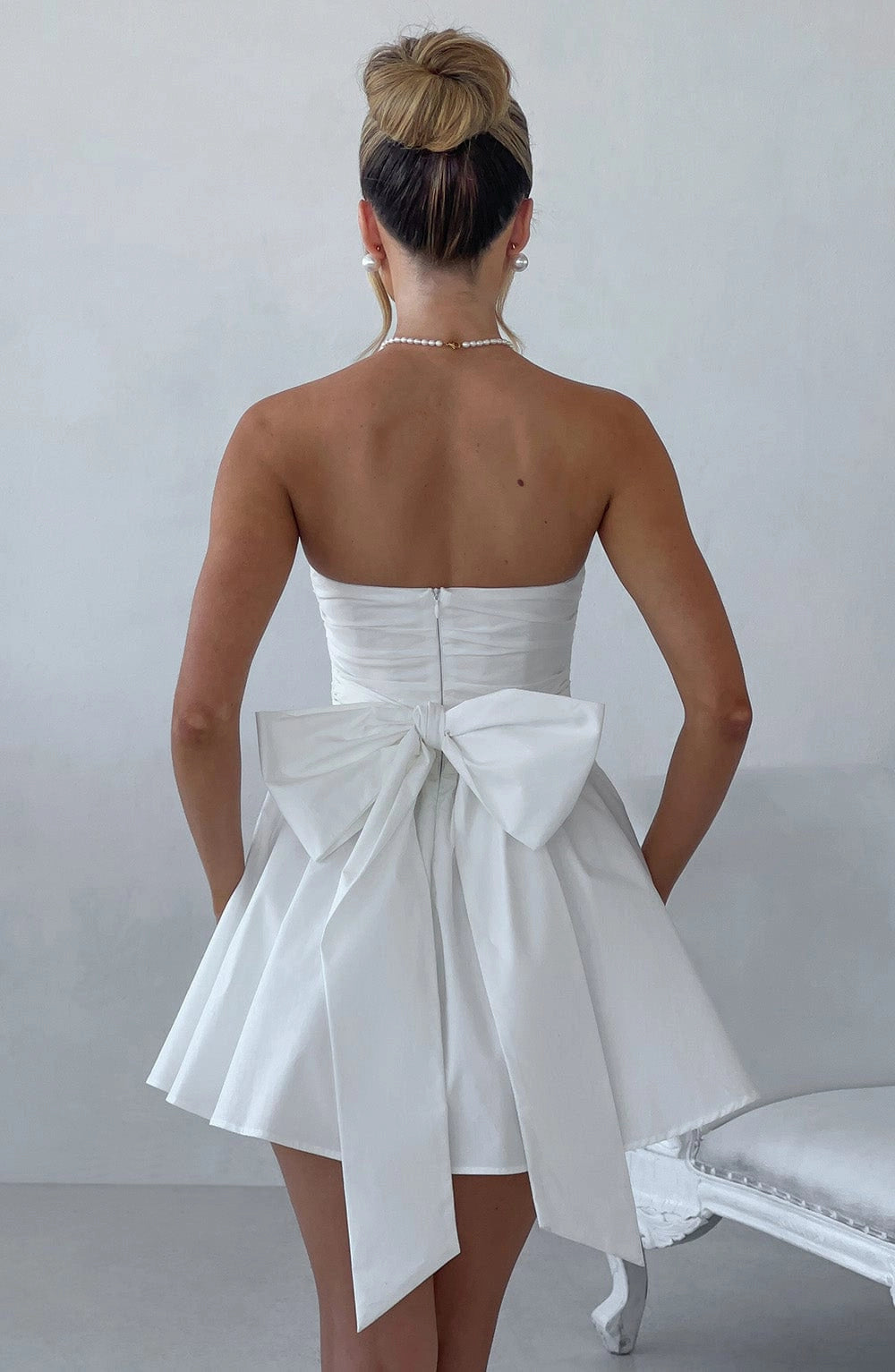 Glitter A-Line Strapless Sleeveless Bow Back Mini Homecoming Dress