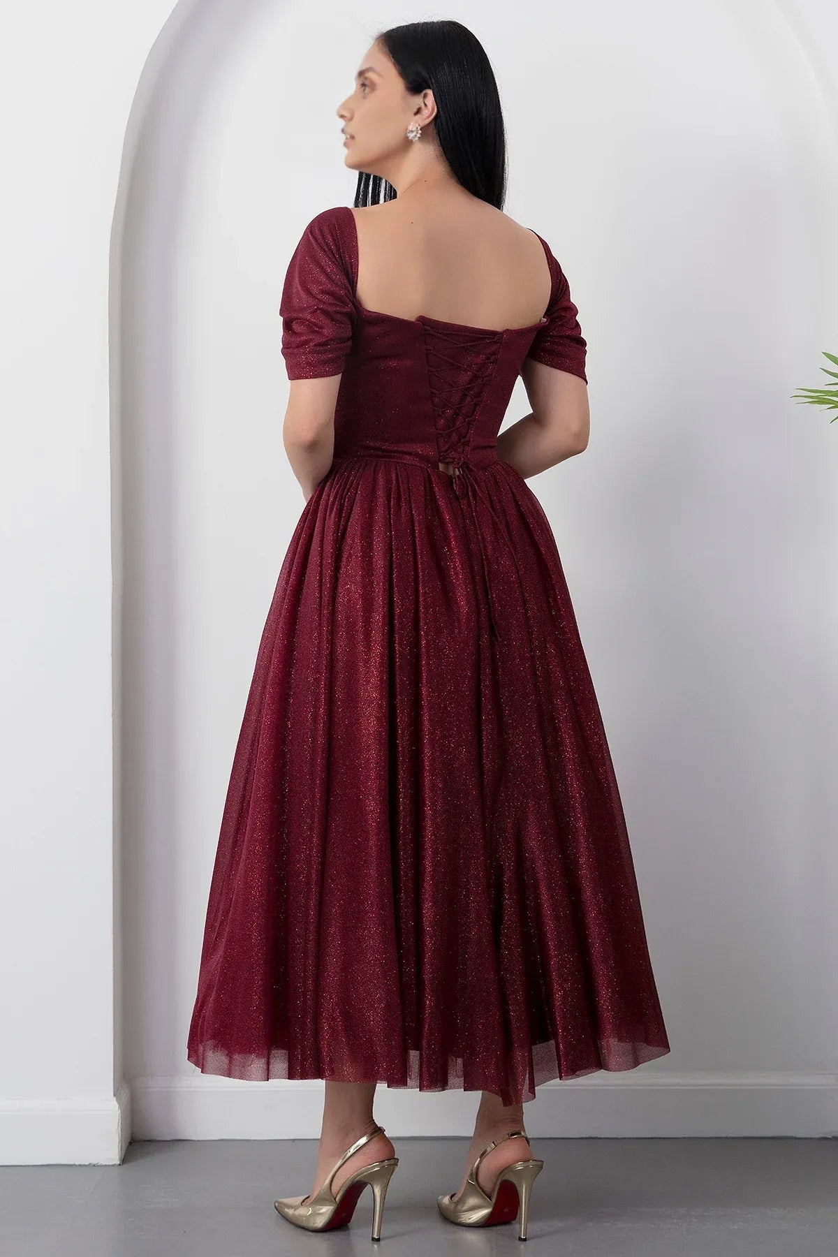 Romantic A-Line Square Neck Short Sleeve Glitter Tulle Lace-Up Formal Party Cocktail Dress