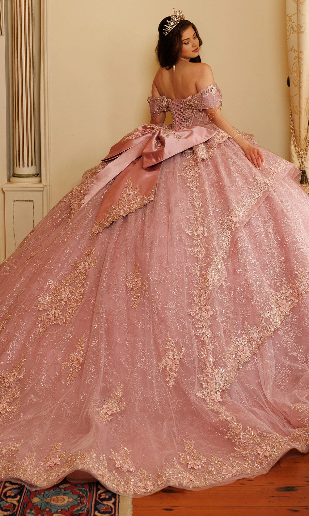 Regal Ball Gown Off‑Shoulder Chain Sleeve Lace‑Up Back Cathedral Train Quinceanera Dress