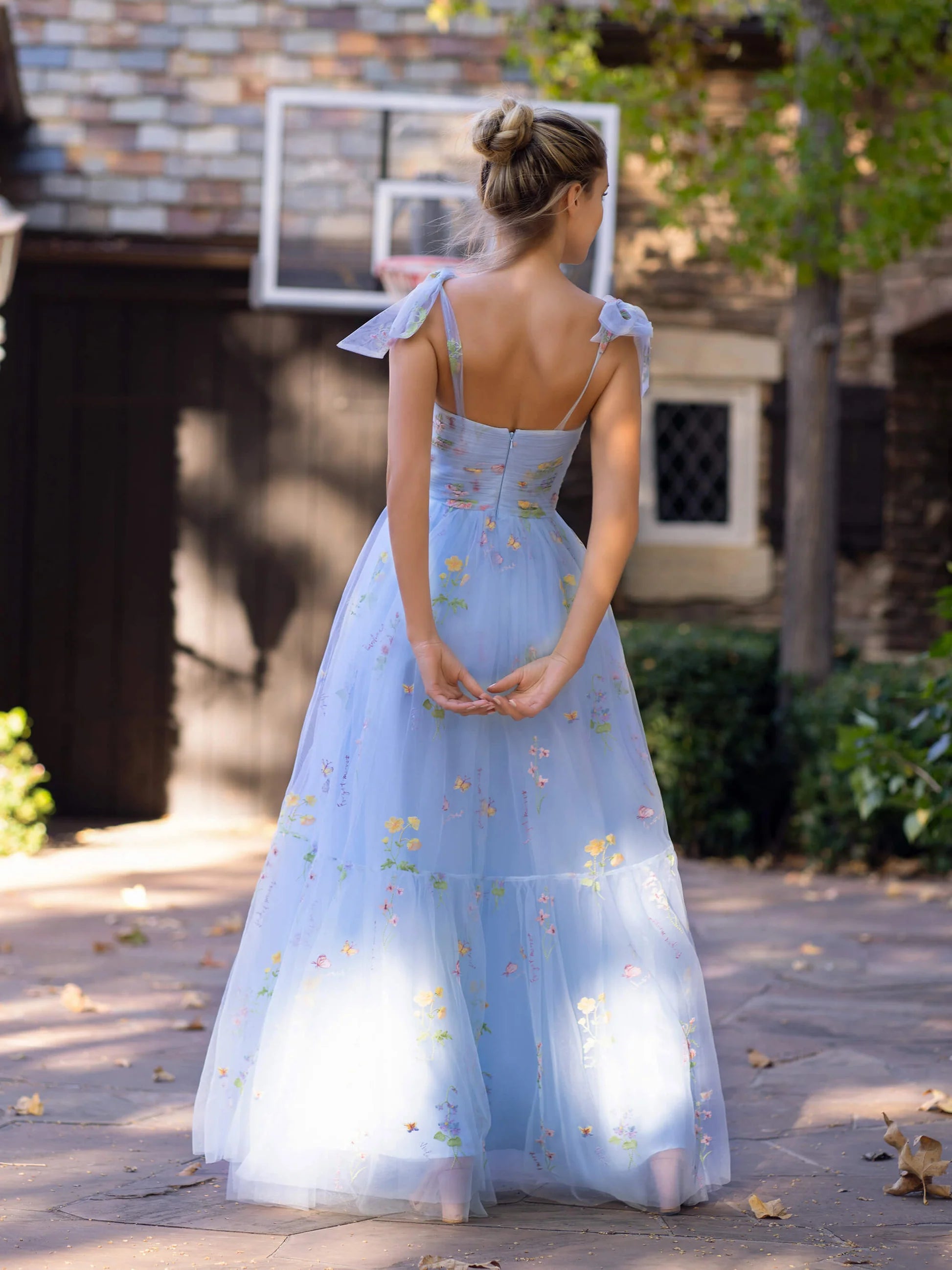 Elegant Tulle A-Line Cold Shoulder Floral Tulle Embroidery Prom Dress