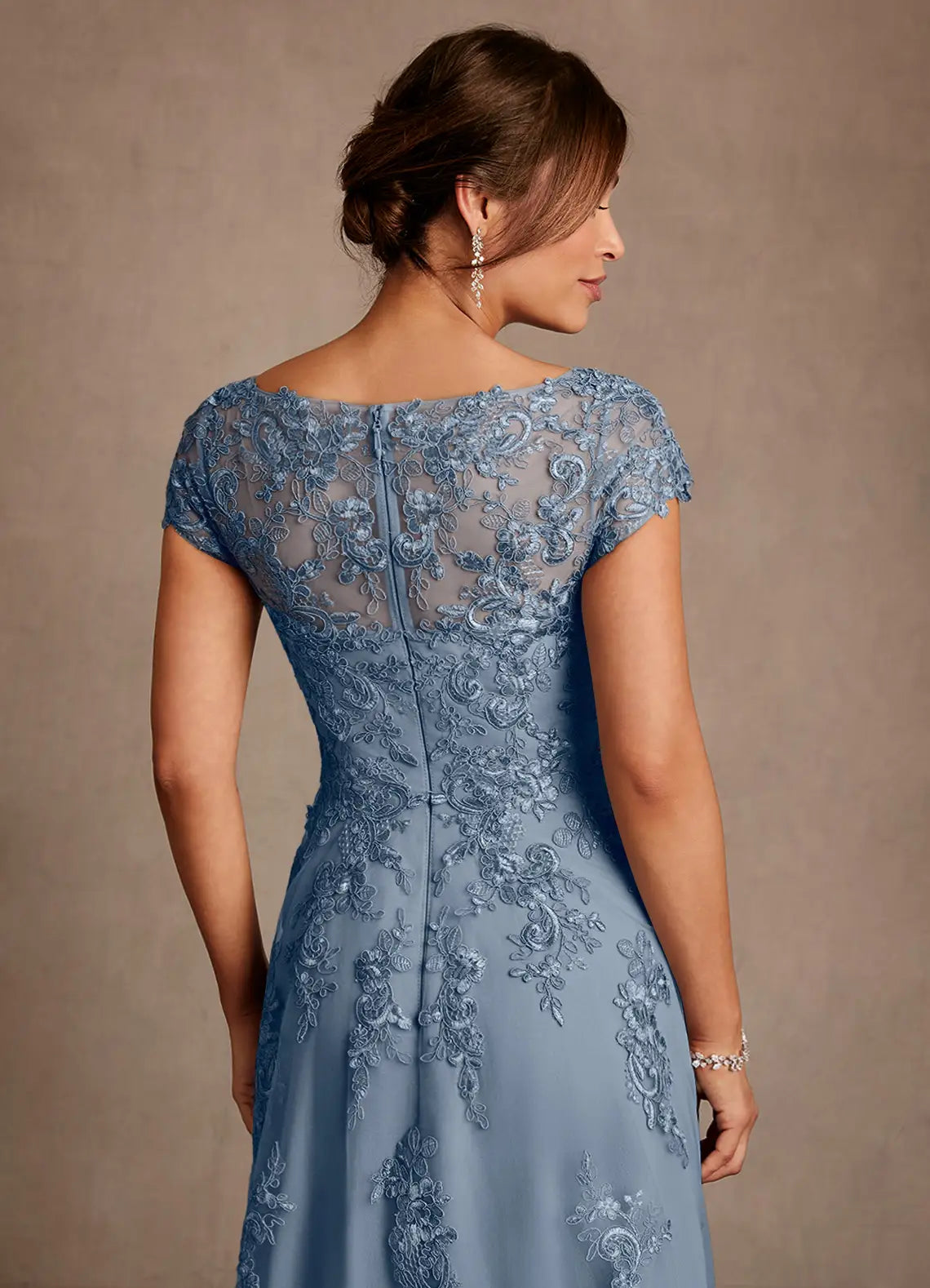 Elegant A-Line Cap-Sleeve Lace Illusion Neck Embroidery Mother of the Bride Dress