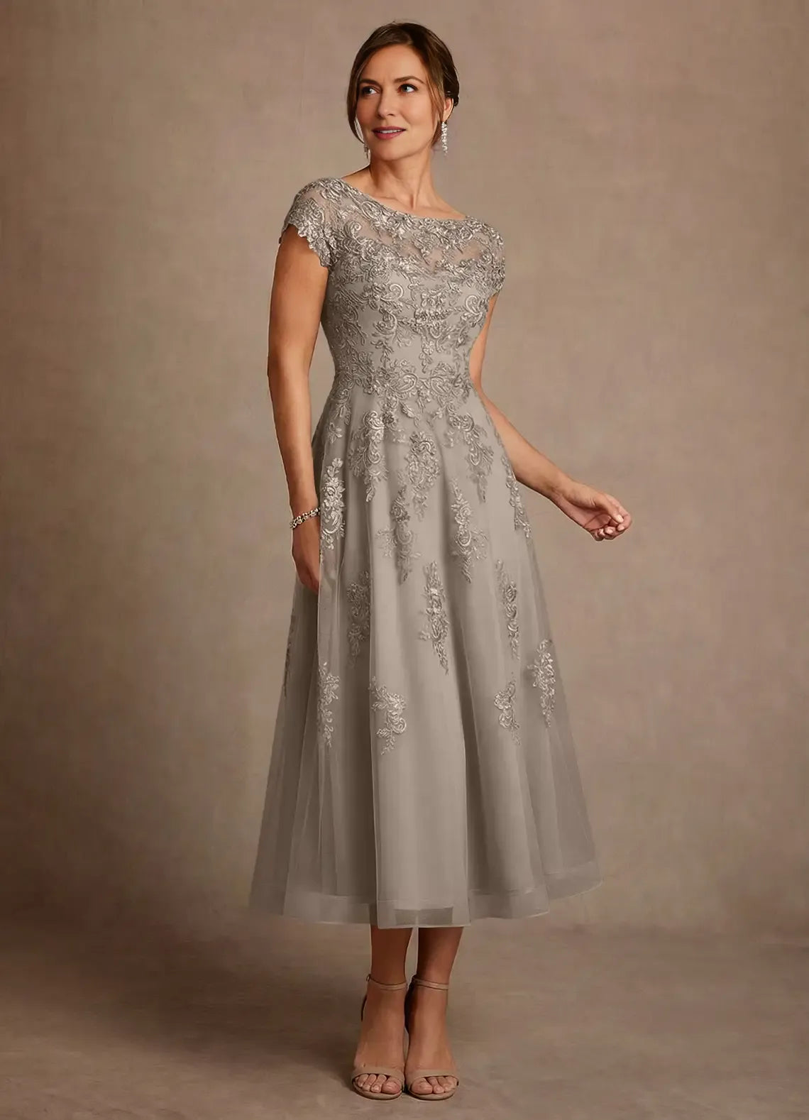 Elegant A-Line Cap-Sleeve Lace Illusion Neck Embroidery Mother of the Bride Dress