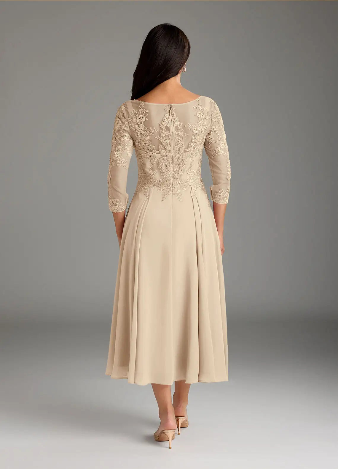 Elegant A-Line Scoop Neck Lace Chiffon Midi Embroidery Mother of the Bride Dress