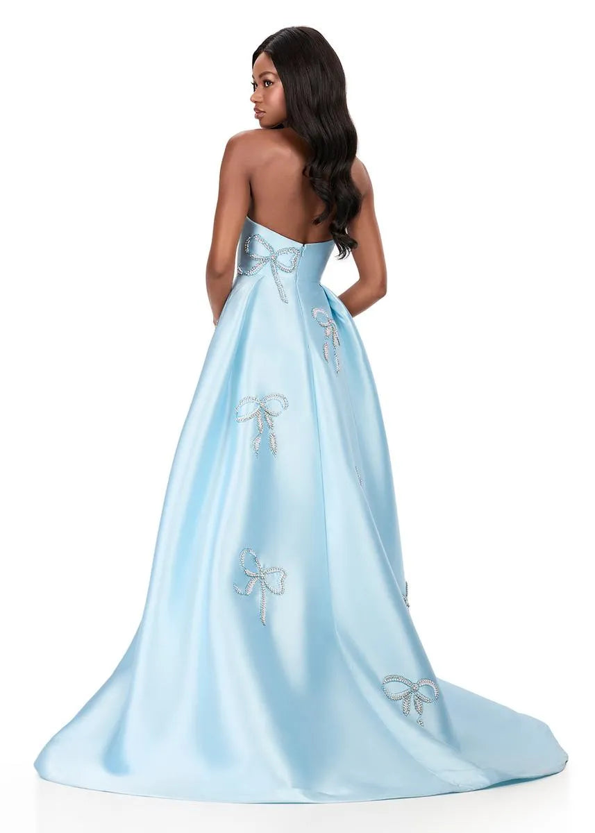 Elegante Vestido de Fiesta Largo con Abalorios y Lazo de Satén sin Tirantes Corte Princesa con Falda Acampanada