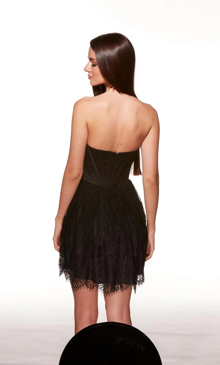 A-Line Strapless Sweetheart Satin Lace Corset Beaded Mini Cocktail Dress