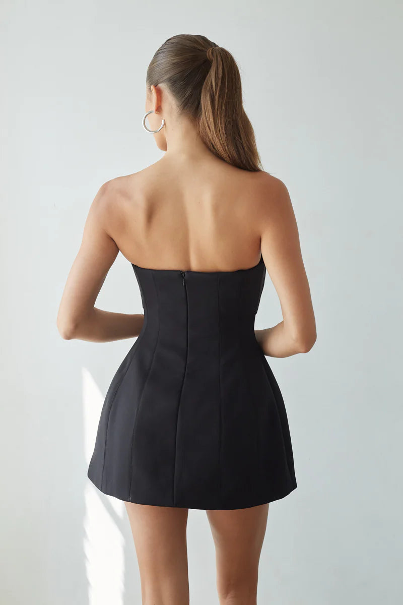 A-Line Strapless Twist Front Bubble Homecoming Dress Mini Cocktail Dress