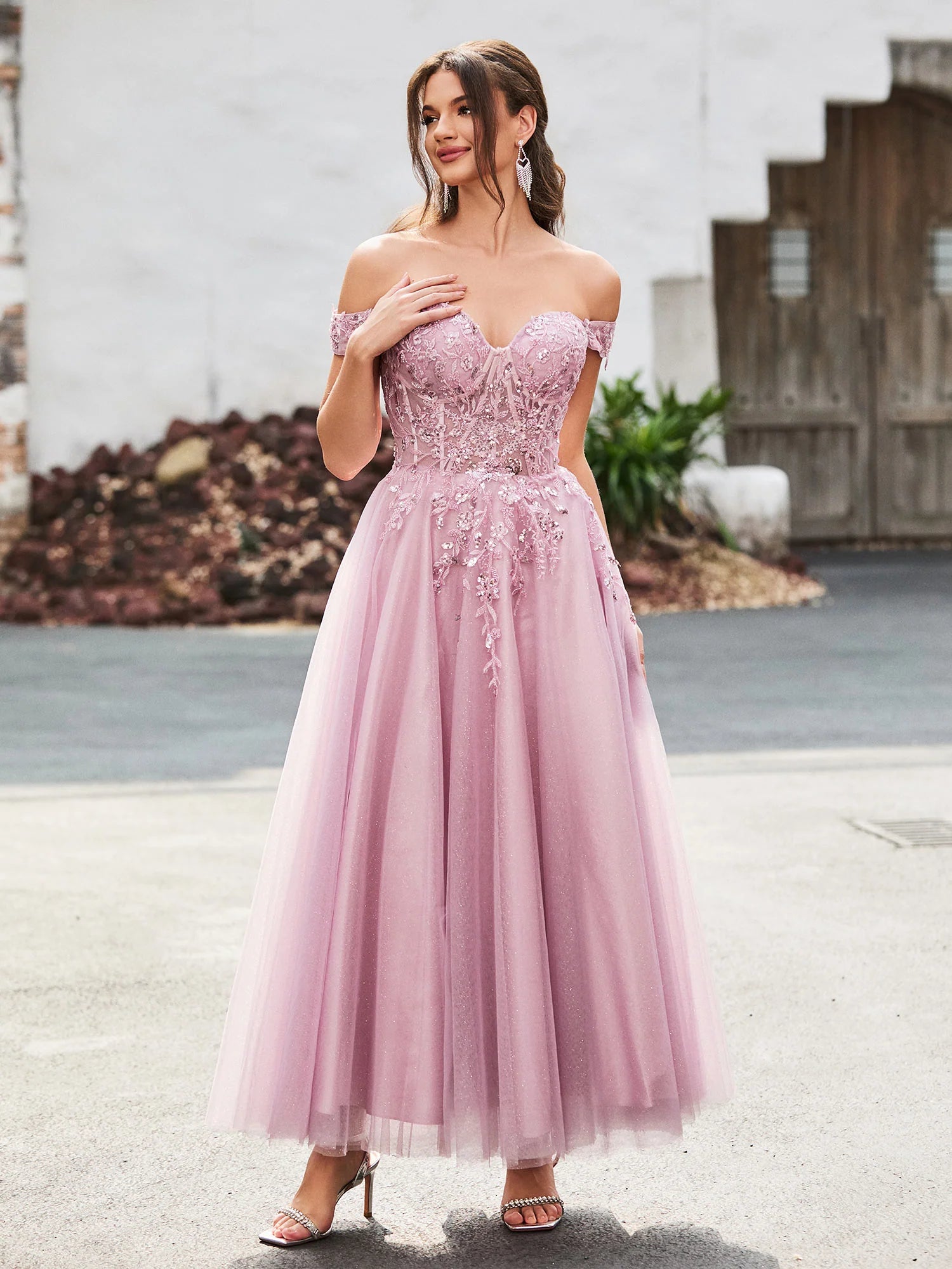 A-Line Sweetheart Off-the-Shoulder Short Sleeve Tulle Lace Applique Tea-Length Formal Prom Dress