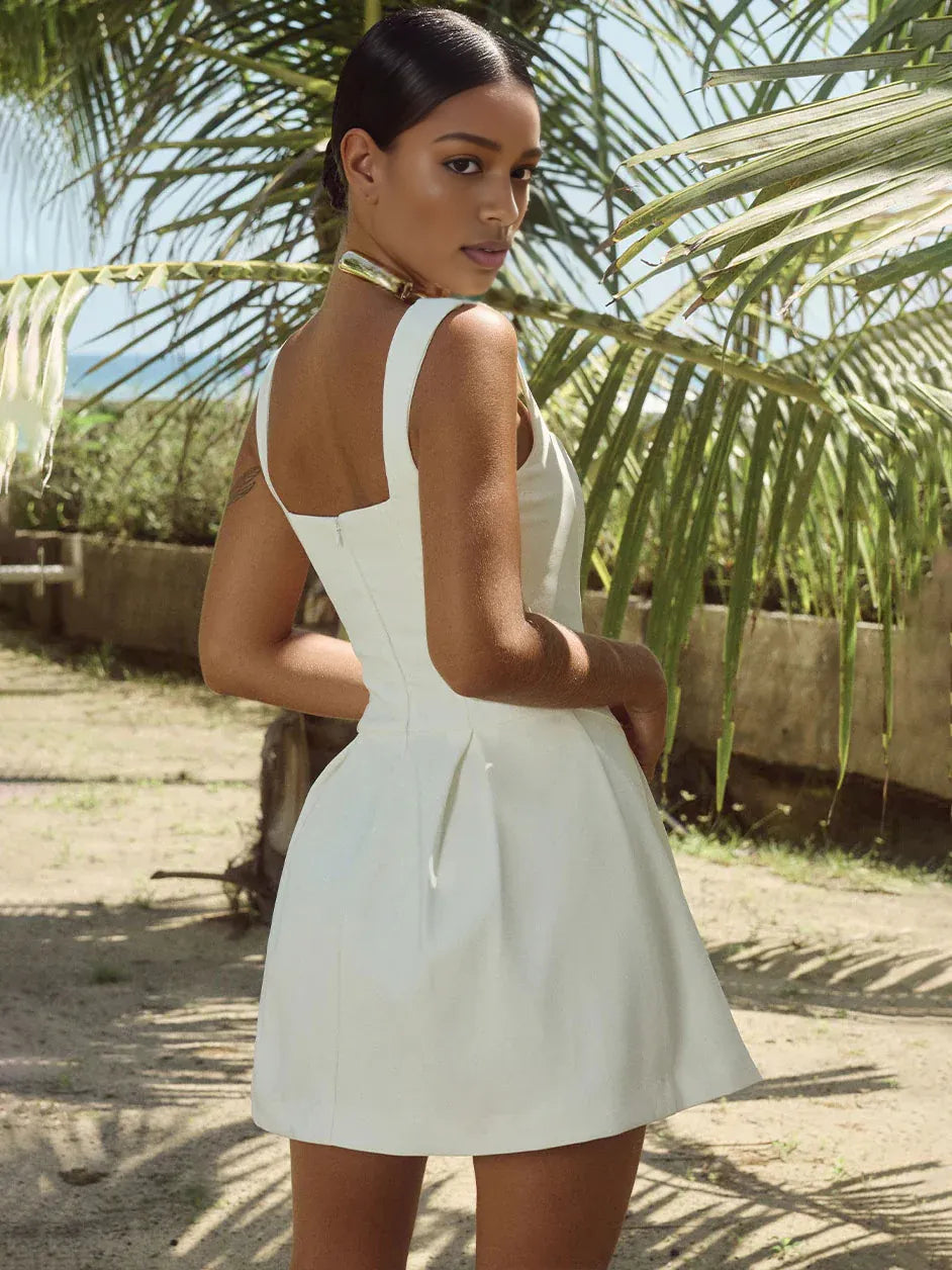 A-Line Sweetheart Wide Strap Crepe Homecoming Dress Pleated Mini Cocktail Dress