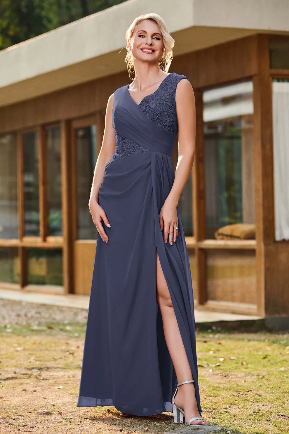 Pleated Lace Chiffon A-Line V-Neck Mother of the Bride Dress Floor-Length Gown with Slit