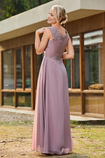 Pleated Lace Chiffon A-Line V-Neck Mother of the Bride Dress Floor-Length Gown with Slit
