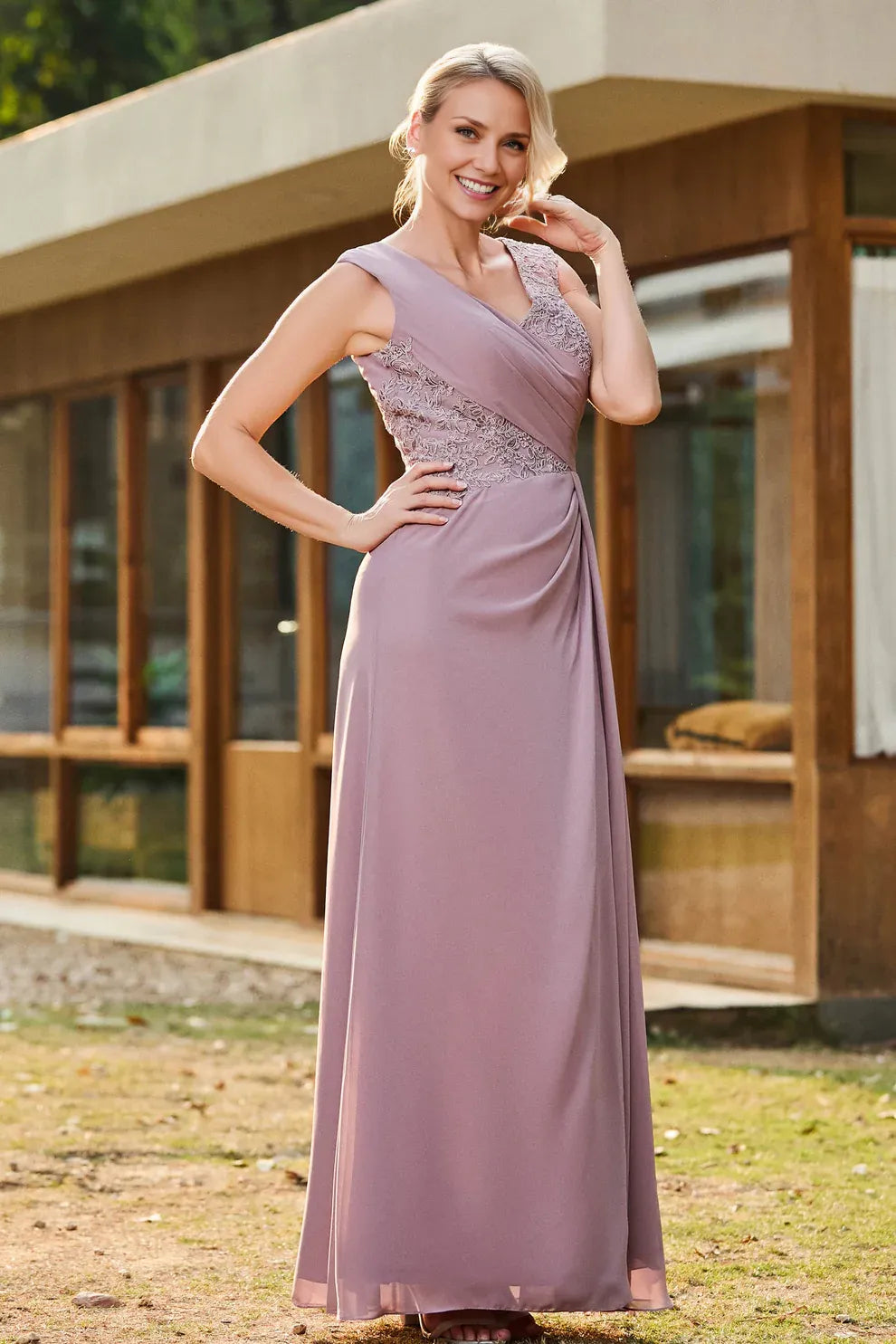 Pleated Lace Chiffon A-Line V-Neck Mother of the Bride Dress Floor-Length Gown with Slit