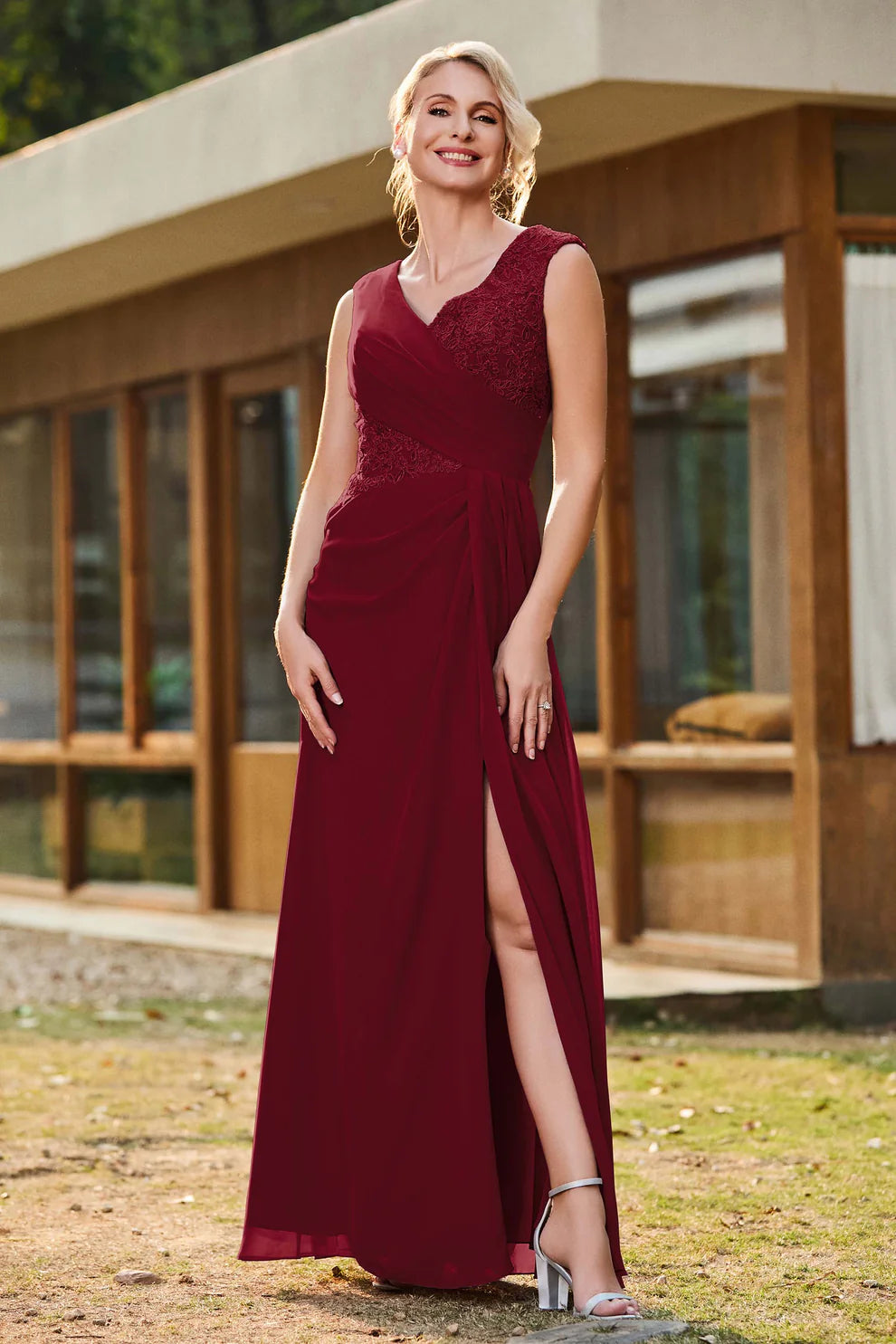 Pleated Lace Chiffon A-Line V-Neck Mother of the Bride Dress Floor-Length Gown with Slit