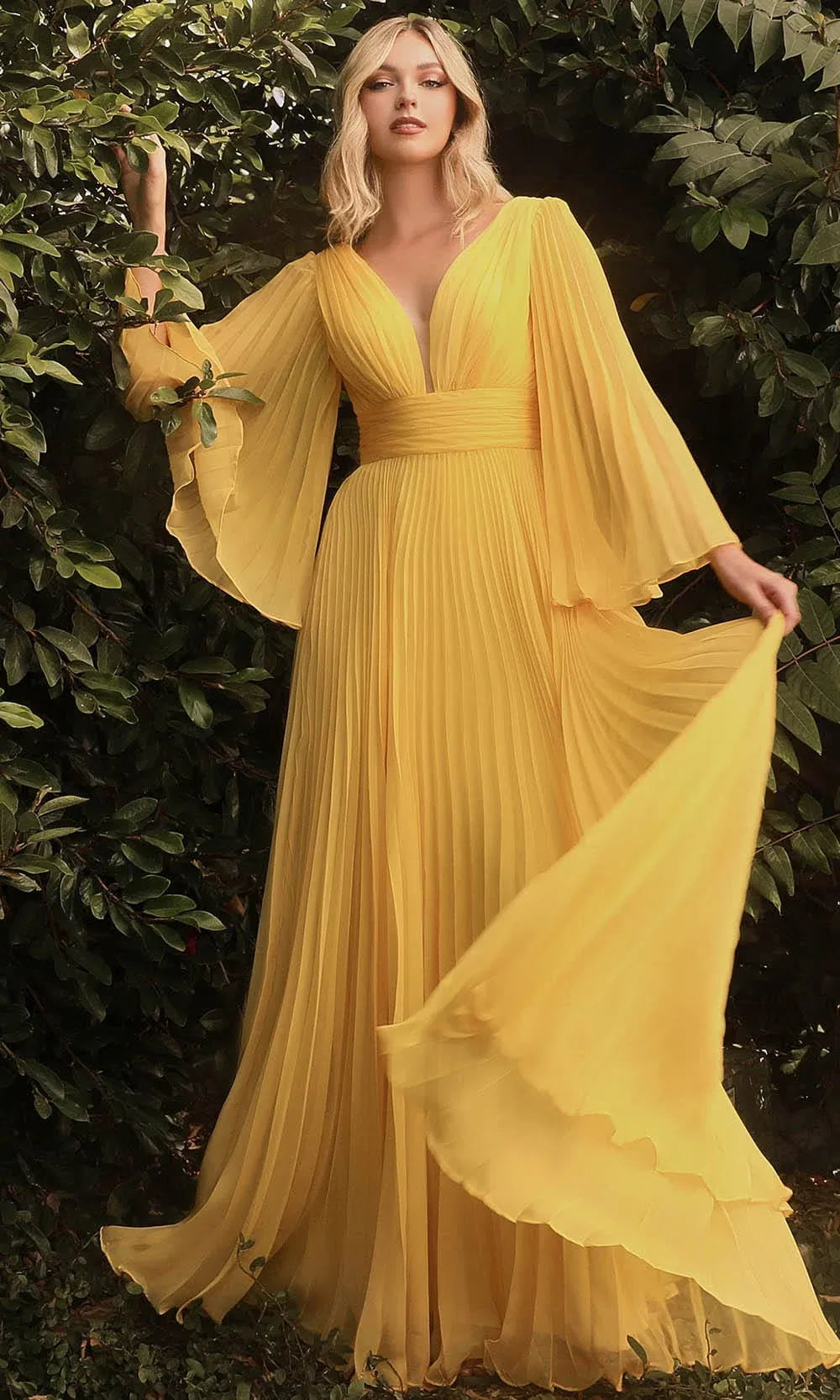 Elegant A-Line V-Neck Chiffon Flutter Sleeve Maxi Evening Dress with Pleated