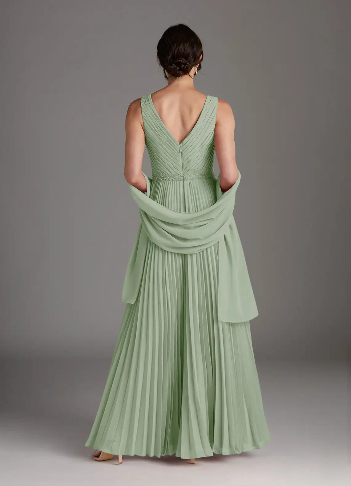 Elegant A-Line V-Neck Chiffon Maxi Pleated Formal Mother of the Bride Dress