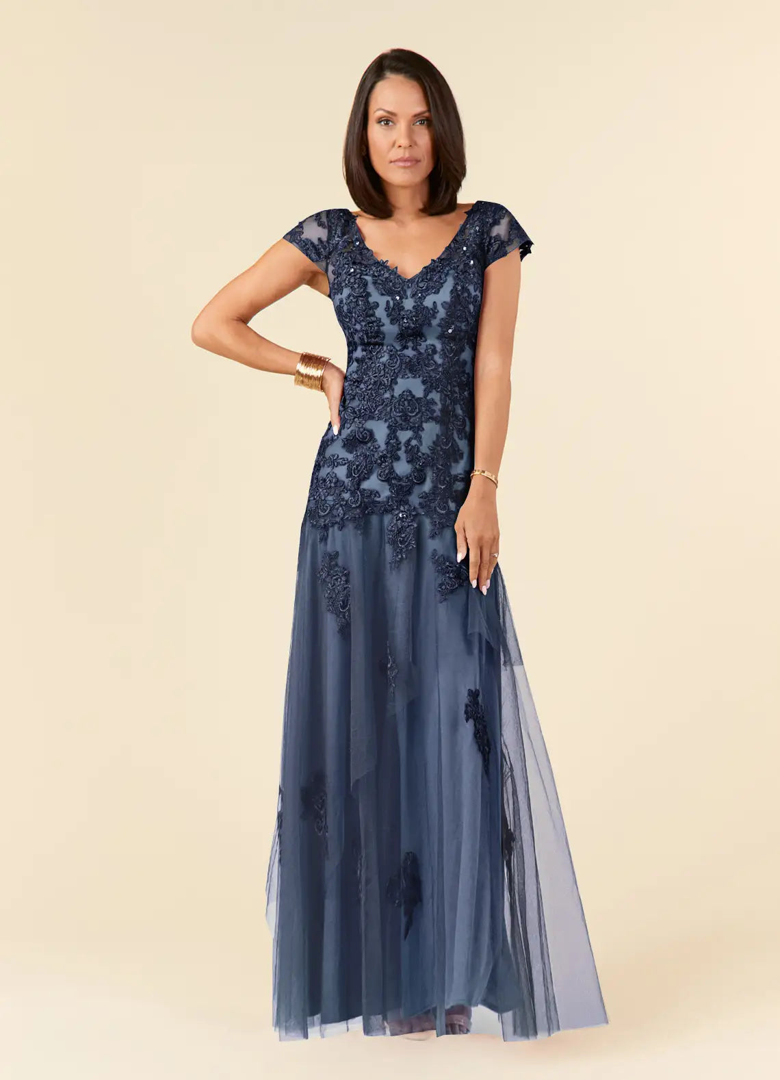 Elegant A-Line V-Neck Lace Tulle Mother of the Bride Dress with Sequin