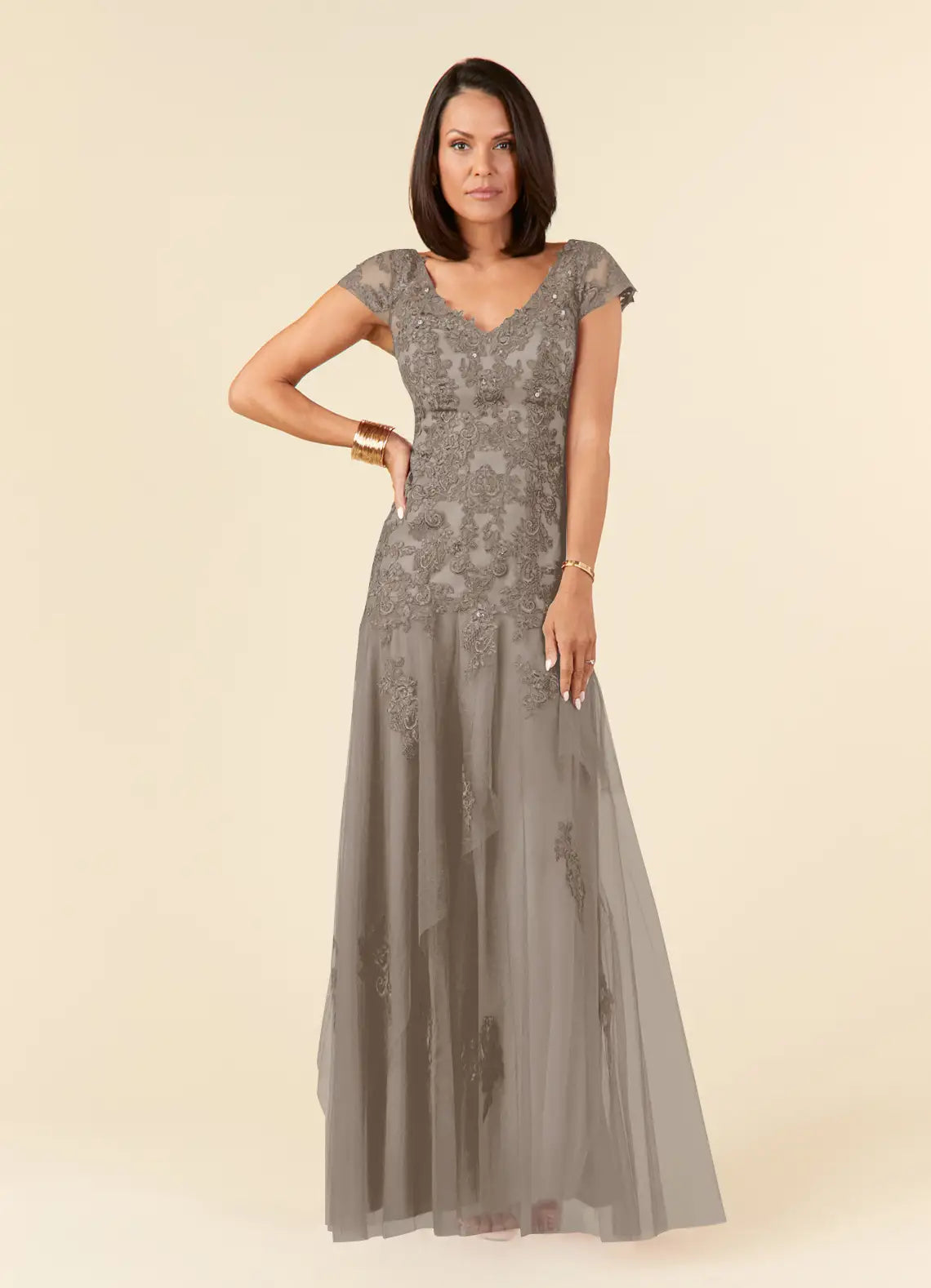 Elegant A-Line V-Neck Lace Tulle Mother of the Bride Dress with Sequin
