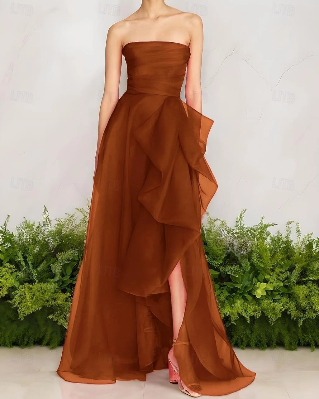 Chic A-Line Strapless Zip Back Slit Long Organza Prom Dress
