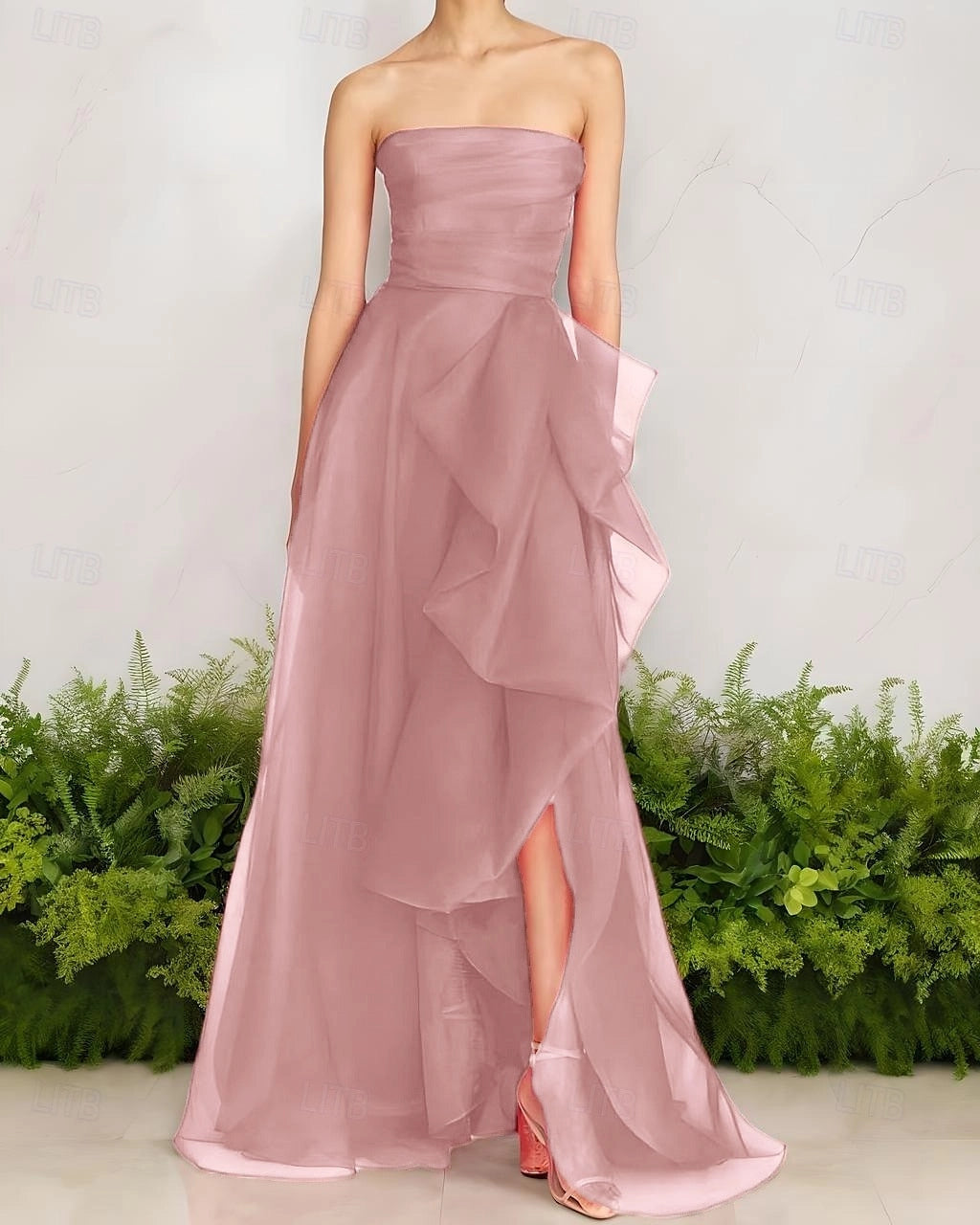 Chic A-Line Strapless Zip Back Slit Long Organza Prom Dress