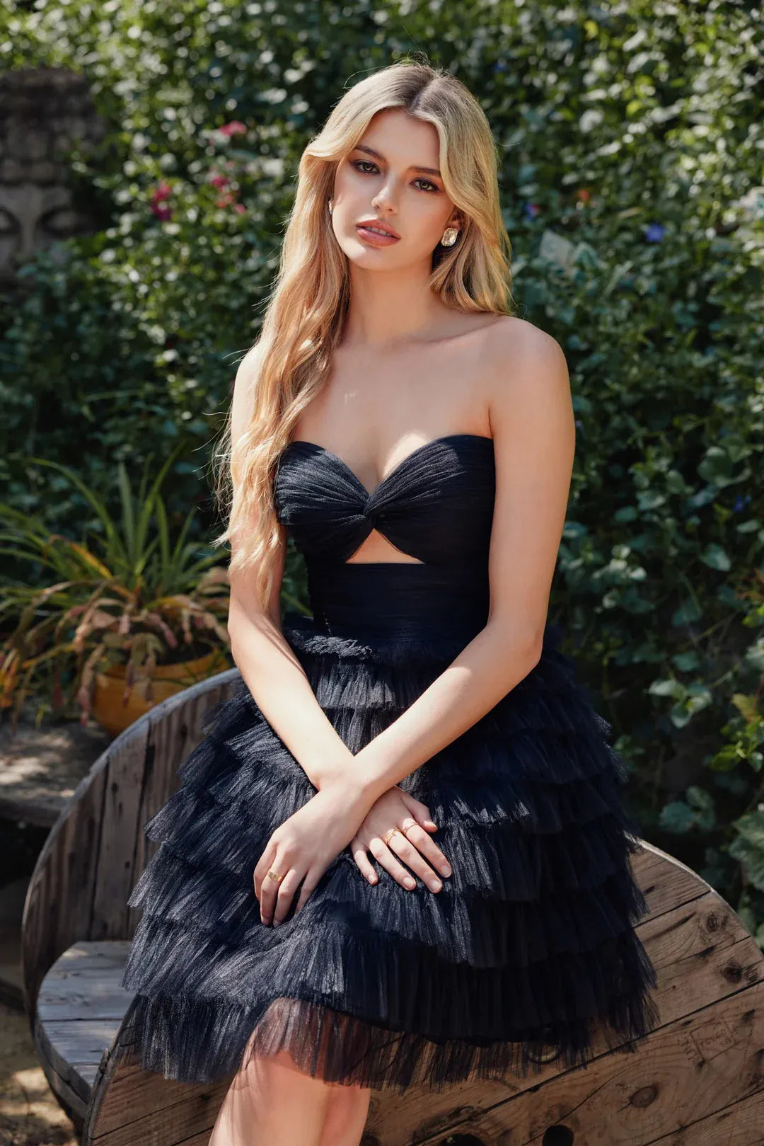 ALine Sweetheart SpaghettiStrap Tulle Tiered LaceUp Short Homecoming Dress