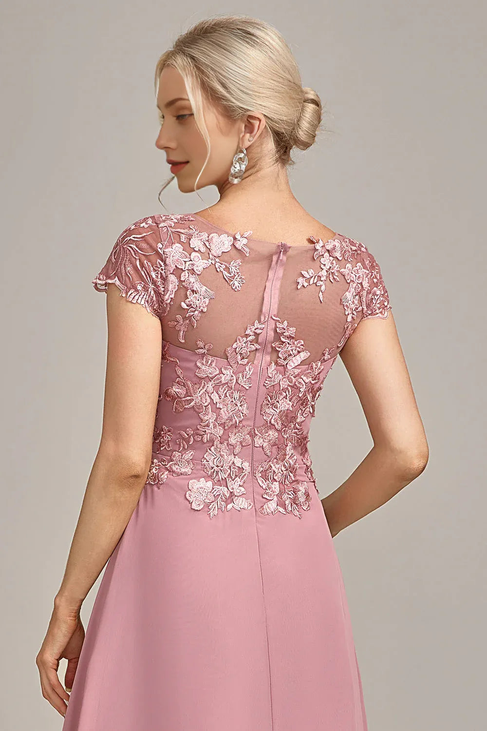 Delicate Aline Bateau Neck Chiffon Lace Mother of the Bride Dress Midi Cocktail Dress
