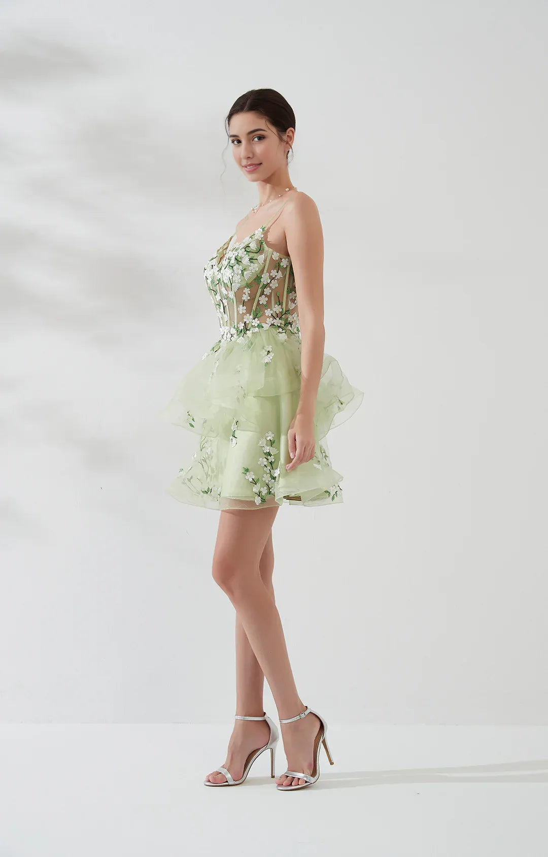 Aline SpaghettiStrap Tulle Puffy Short Applique Corset Homecoming Dress