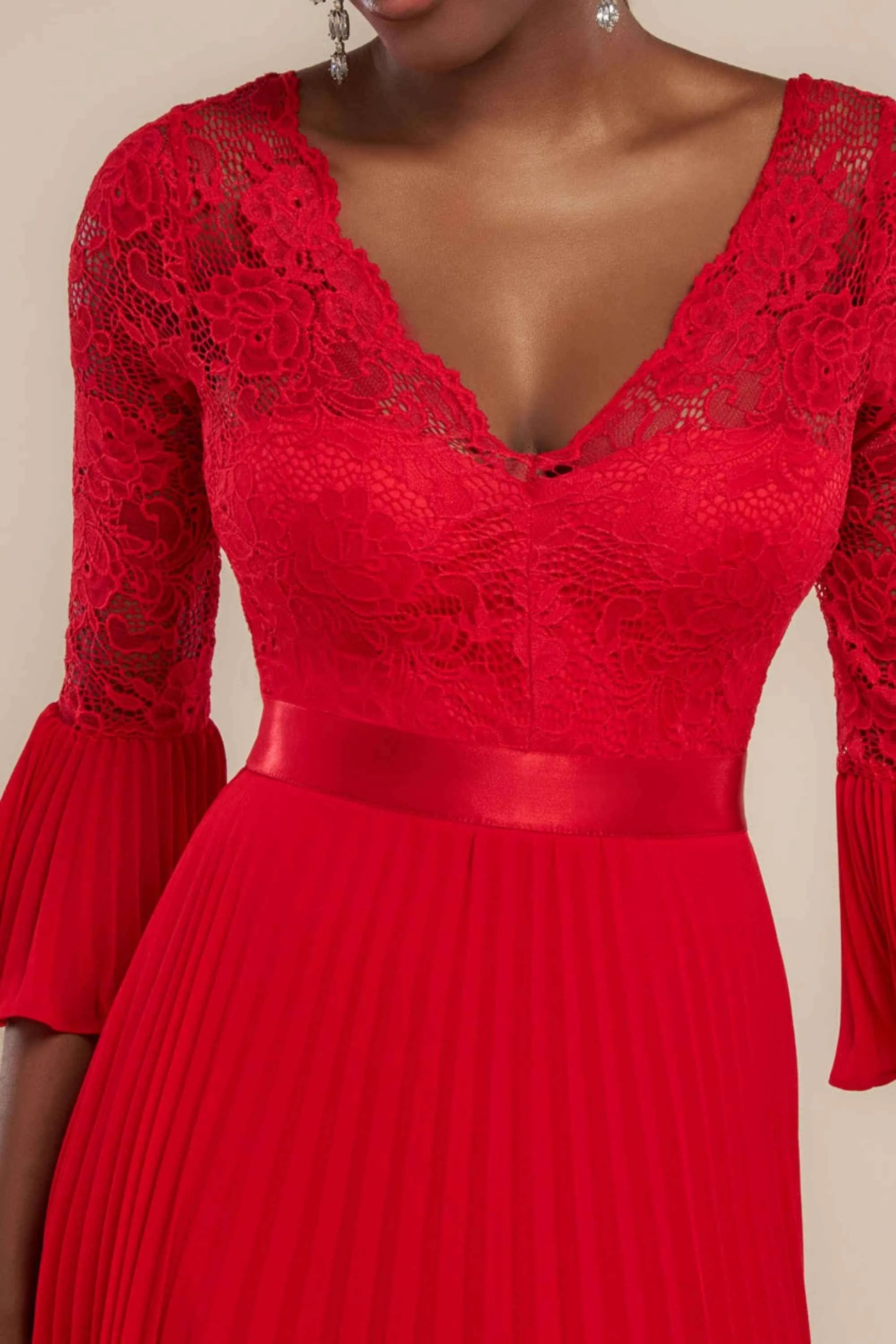 Elegant Aline VNeck Lace Chiffon Mother of the Bride Dress Flare Sleeve Formal Evening Dress
