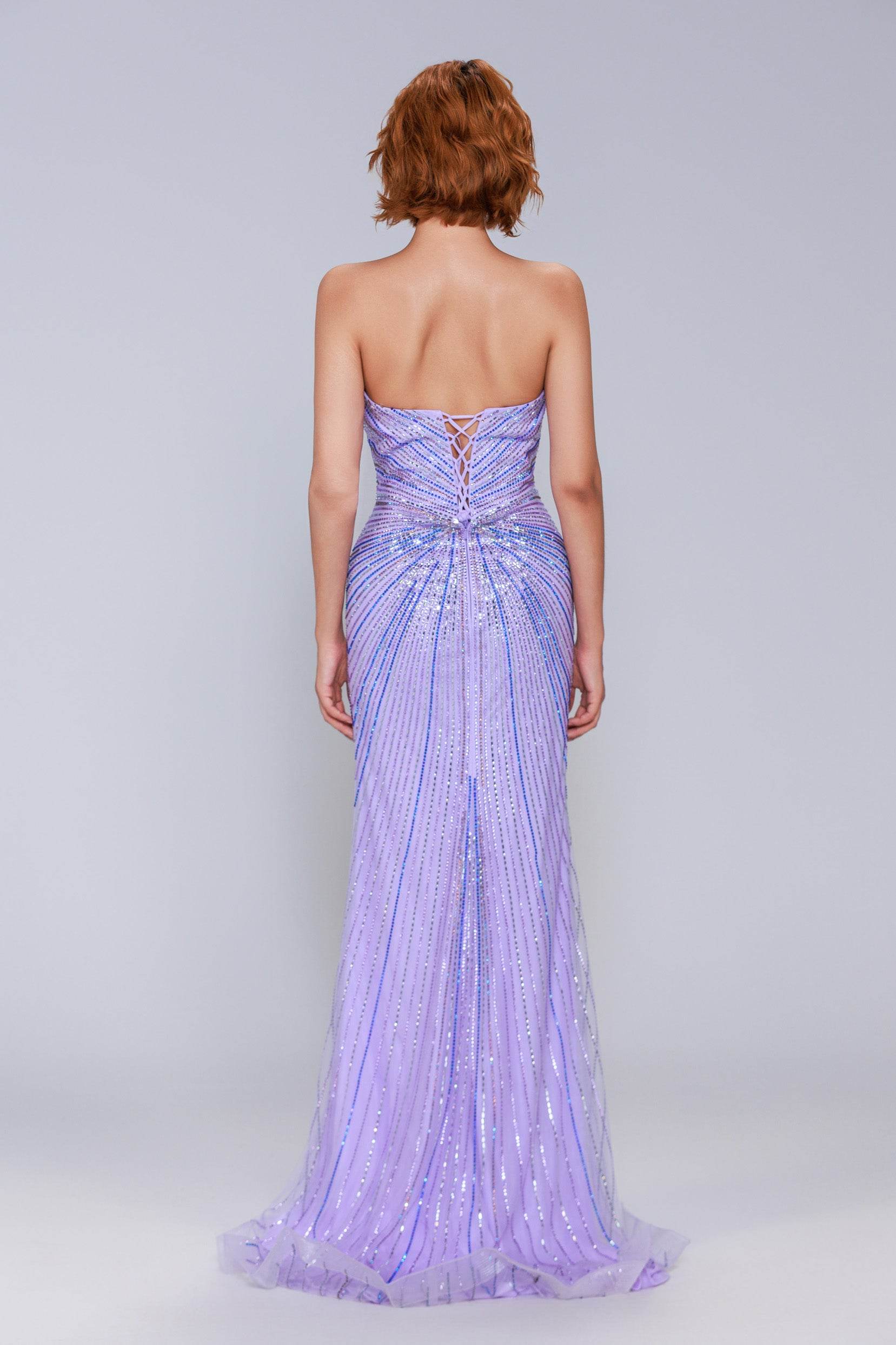Striking Sheath Plunge Neck Sheath-Column Sweep-Brush Train Sequined Formal Evening Gown with Slit