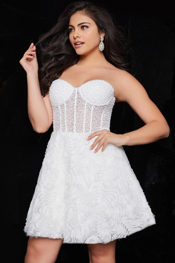 Vestido de fiesta corto de línea A sin tirantes con corsé de cuentas y flores en 3D para regreso a casa