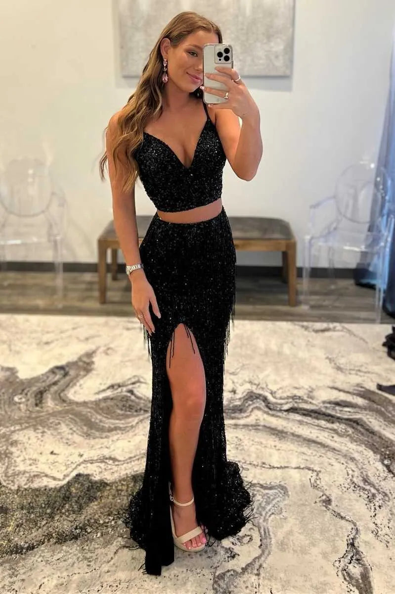 Vestido de Fiesta de Dos Piezas con Lentejuelas Negras y Flecos de Tirantes Finos