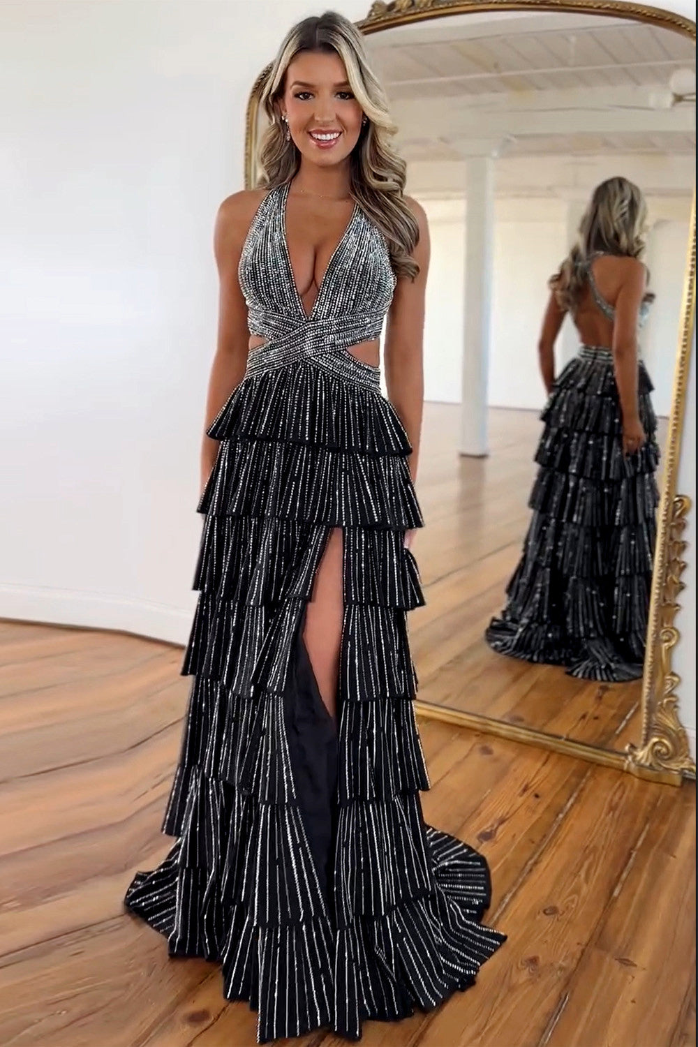 Vestido de fiesta de noche largo con abalorios, línea A, cuello halter, capas, brillante, espalda descubierta y abertura alta