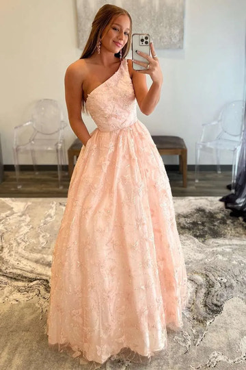 Vestido de Noche Largo Rosa Palo de Encaje con Silueta A, Un Hombro, Sin Mangas y con Espalda Descubierta