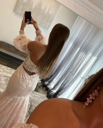 Vestido de fiesta de corte sirena rosa rubor de encaje con hombros descubiertos