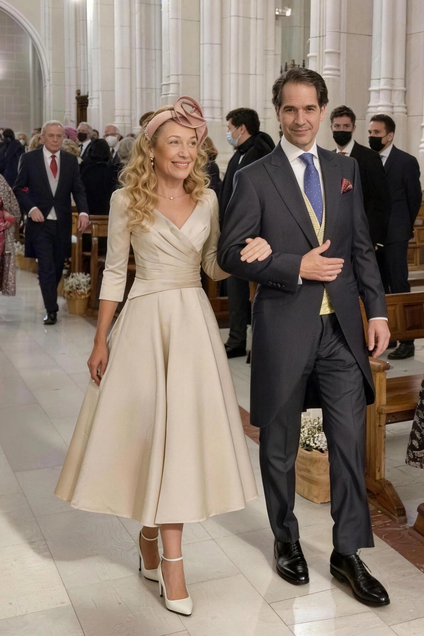 Classic A-Line V Neck 3/4 Sleeve Zip Back Midi Mother Of The Bride Dress