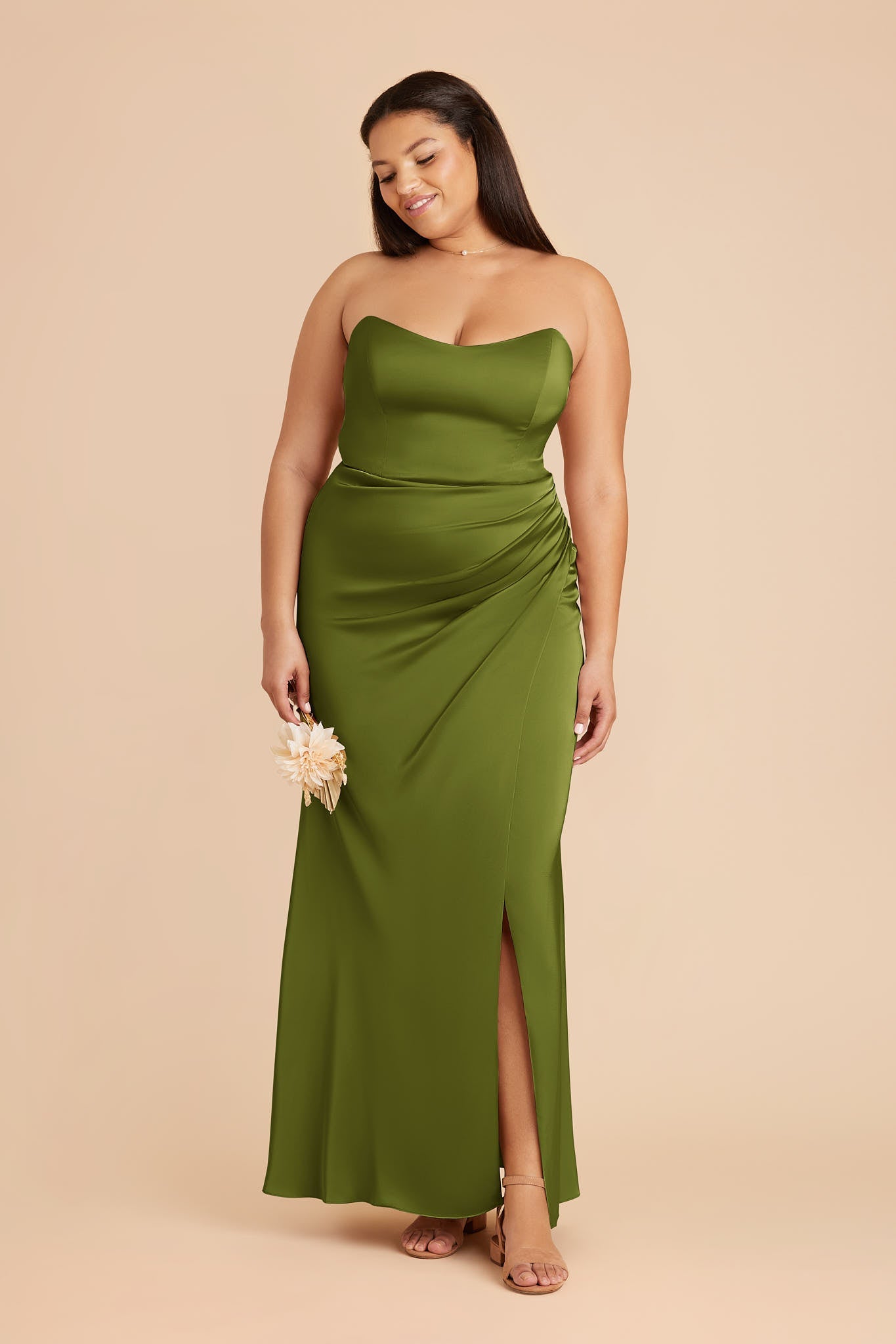Vestido maxi de satén glamuroso con abertura lateral y opciones de escote ajustable/sin tirantes Vestidos de dama de honor