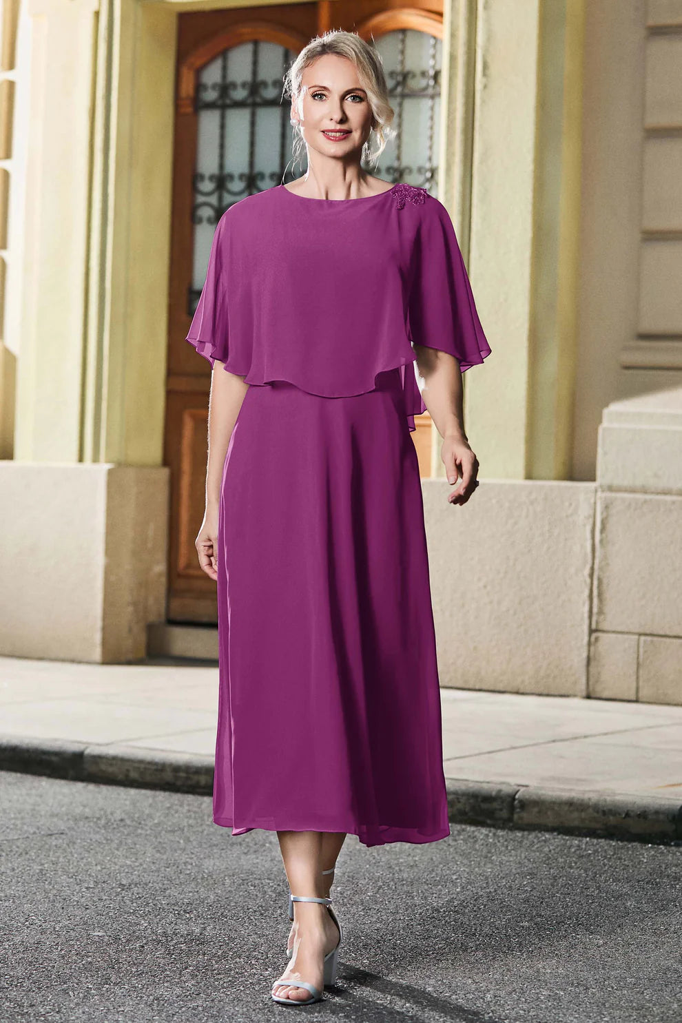 Capelet A-Line Round Neck Chiffon Midi Mother of the Bride Dress with Lace