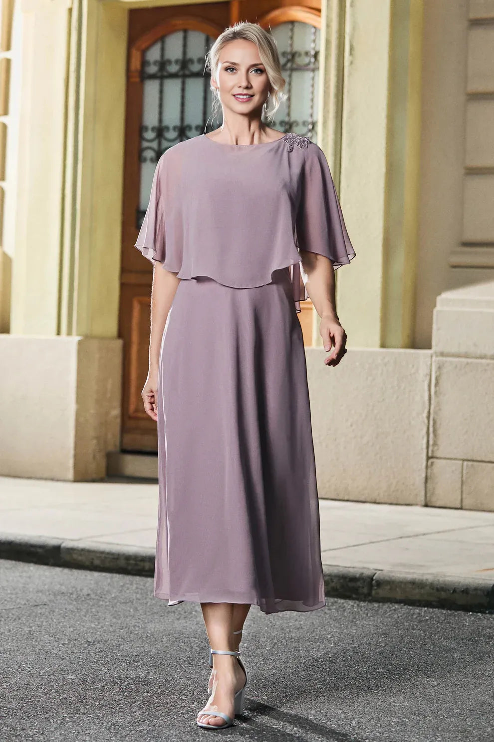 Capelet A-Line Round Neck Chiffon Midi Mother of the Bride Dress with Lace