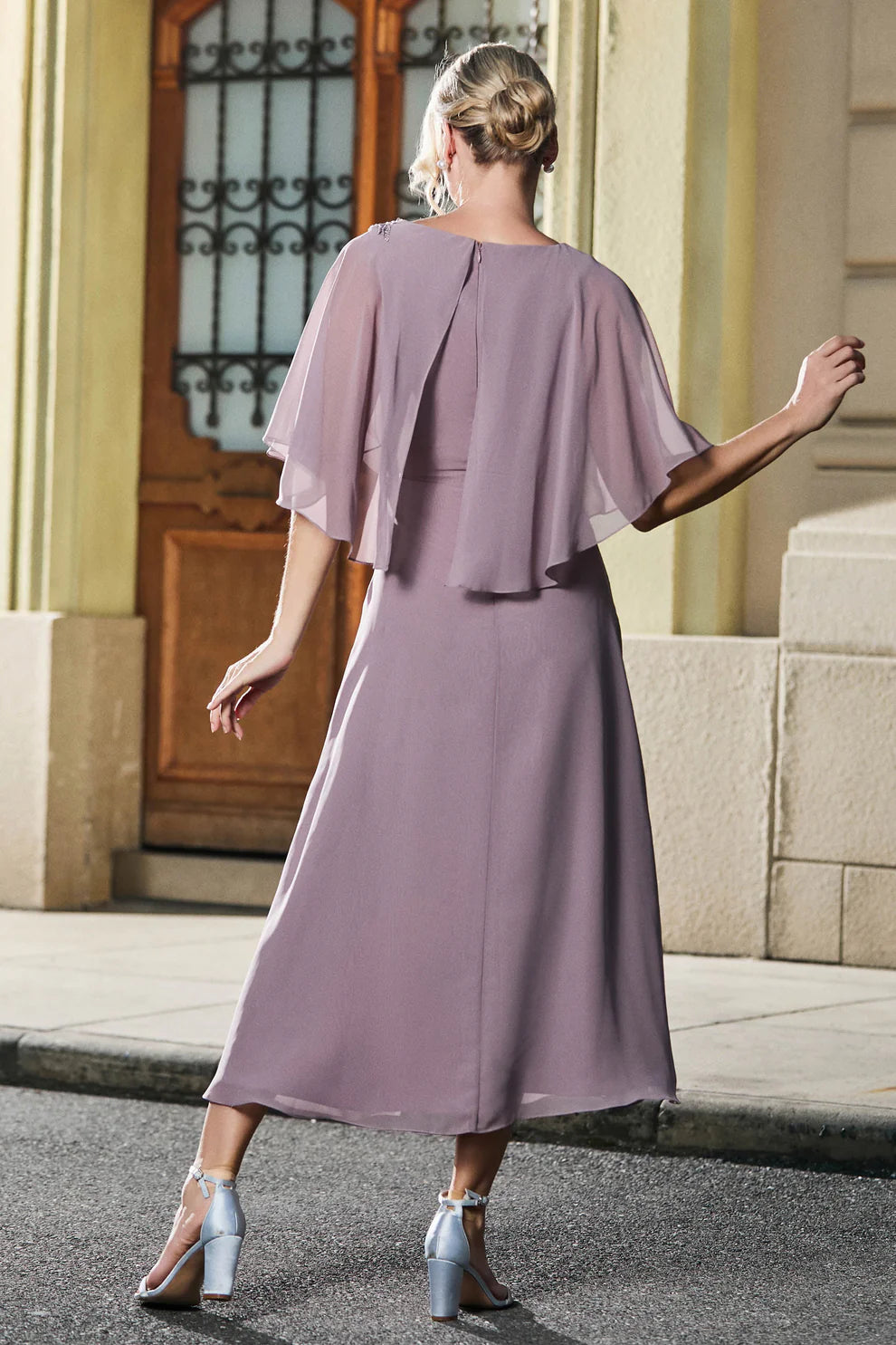 Capelet A-Line Round Neck Chiffon Midi Mother of the Bride Dress with Lace