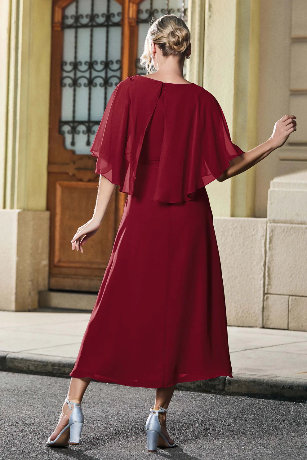 Capelet A-Line Round Neck Chiffon Midi Mother of the Bride Dress with Lace